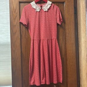 Hot Topic Women’s Red & White Skull & Flower Skater Dress w Crochet Collar Med
